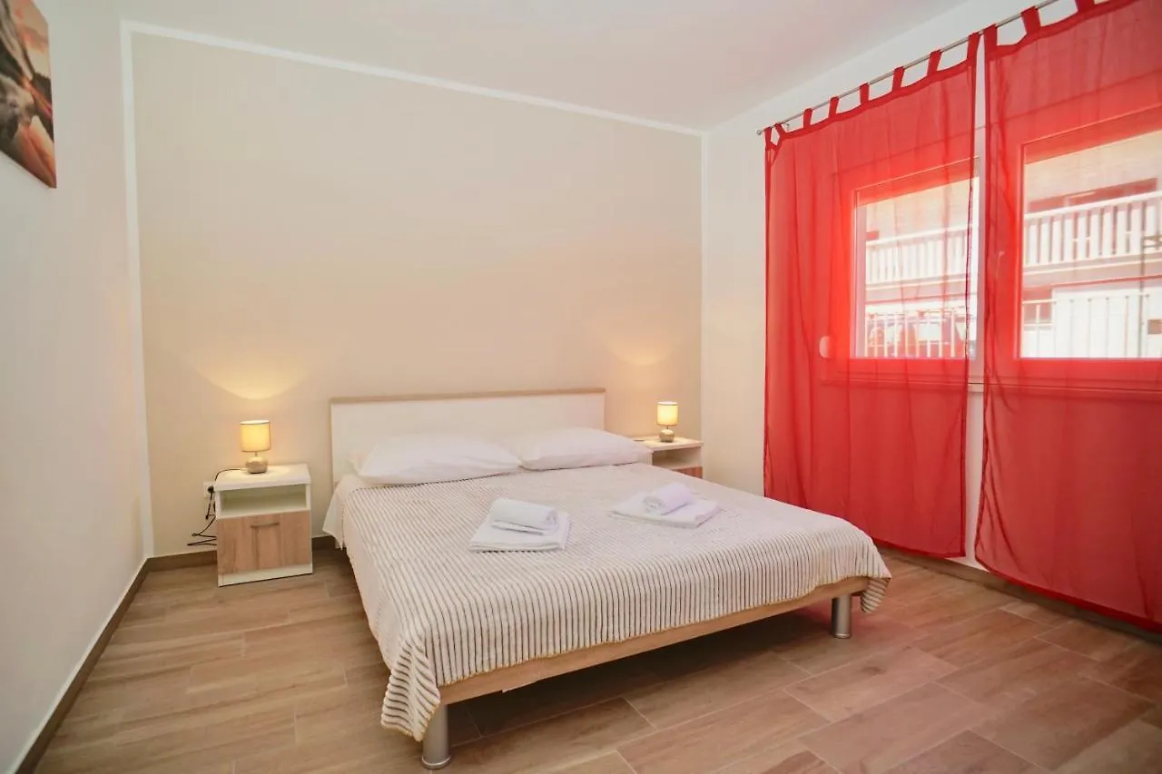Apartments V Trogir